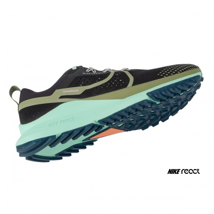 supersport nike react